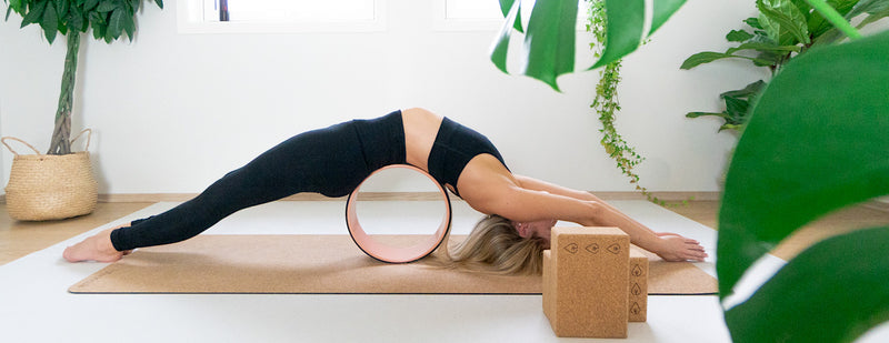 how to use the cork yoga wheel